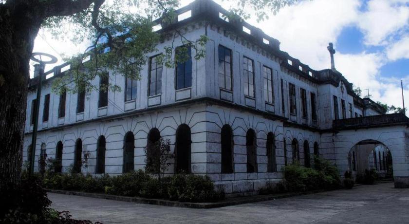 Hotel Veniz - Session Baguio City Exterior foto